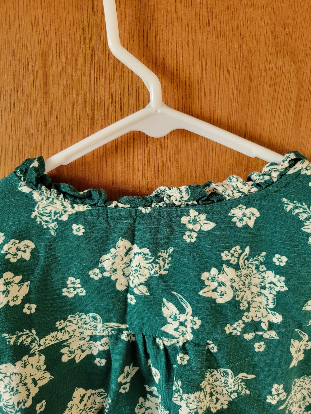 Floral Ruffled Button-Front Blouse - Picture 8 of 8